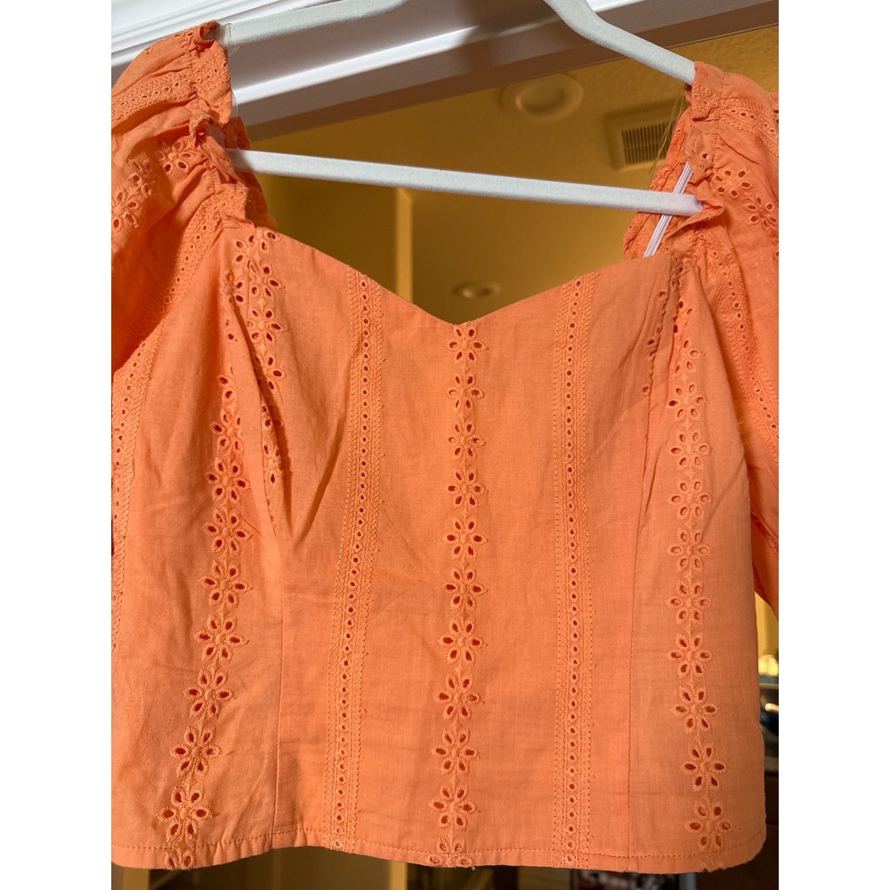 Wild Fable Orange Eyelet Puff Sleeve Crop Top Sweetheart Neck Smocked Back M NEW - Picture 3 of 8